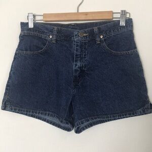 Wrangler 20 X jean shorts blue, size 7/8, Waist 30 inches,